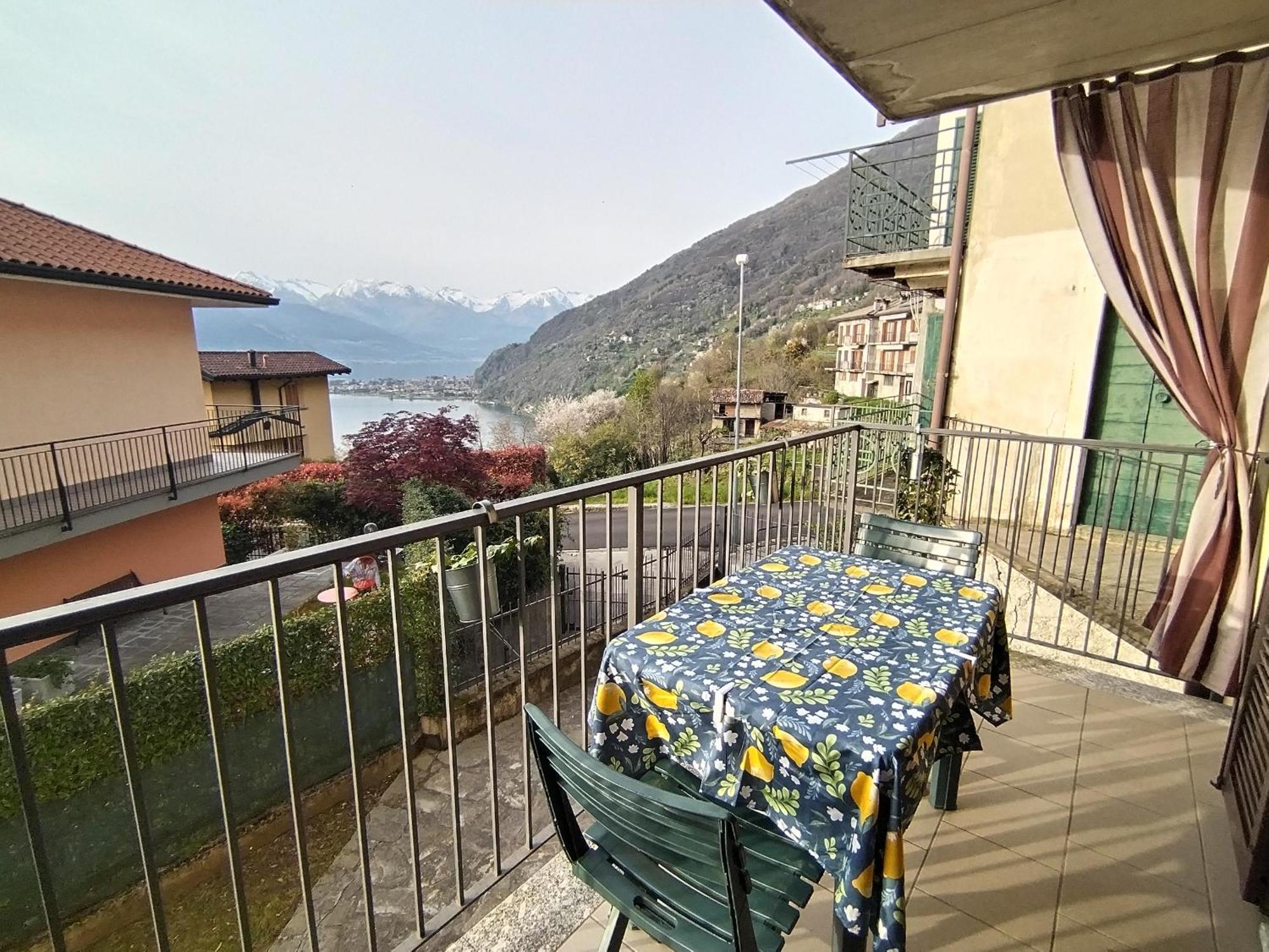 Little Country House Bellano Exterior foto